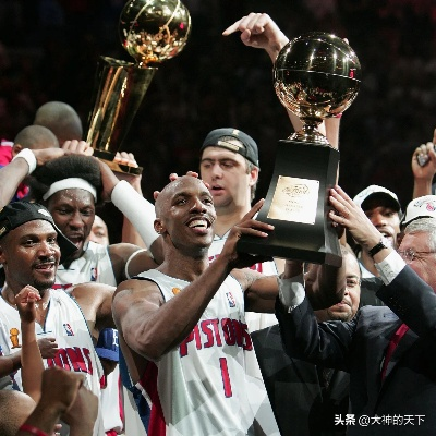 nba06年mvp是谁？历届nbamvp得主一览-第2张图片-www.211178.com_果博福布斯